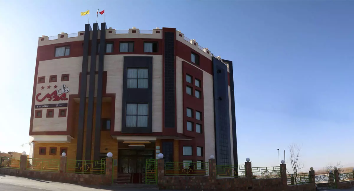 هتل ساحلی پردیس مبارکه اصفهان